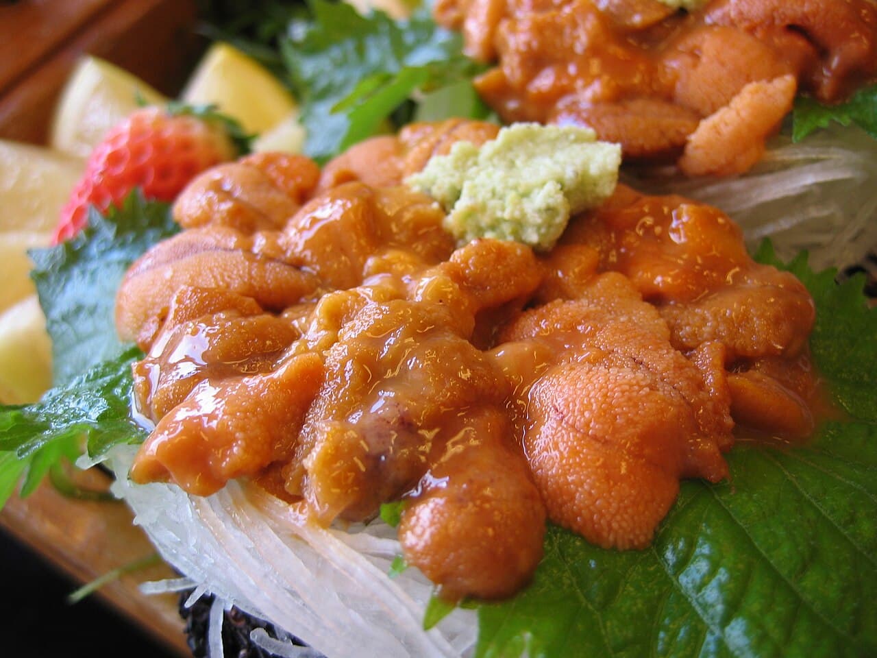 Aka uni edible uni lobes: Uni, Uni, Uni. - Sea urchin eggs - Flickr - skyseeker