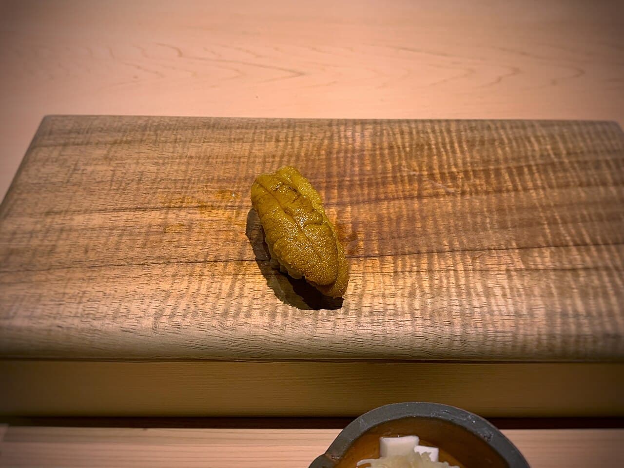 Kita-murasaki uni edible uni lobes: Murasaki uni
